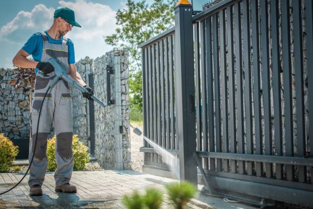 Best Animal Enclosure Cleaning  in Presquille, LA